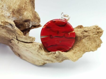 Anhänger aus Glas in Medaillonform