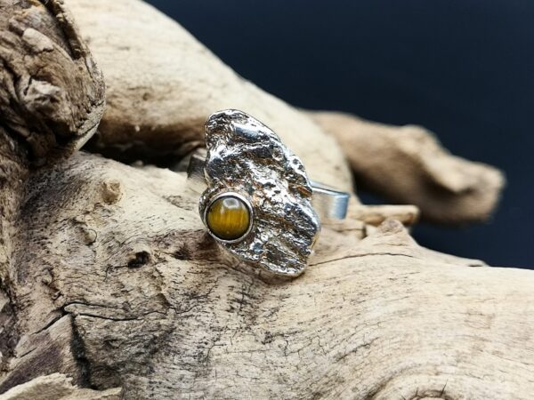 Ring aus Feinsilber, Tigerauge